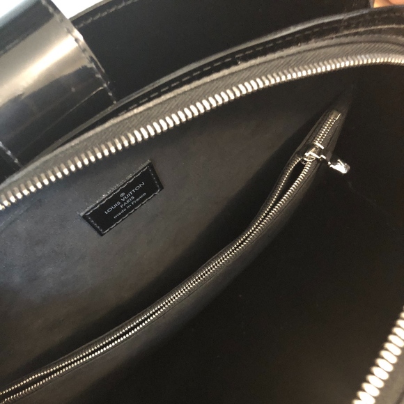 Louis Vuitton Black Electric Epi Leather Pont-Neuf GM - Picture 6 of 8